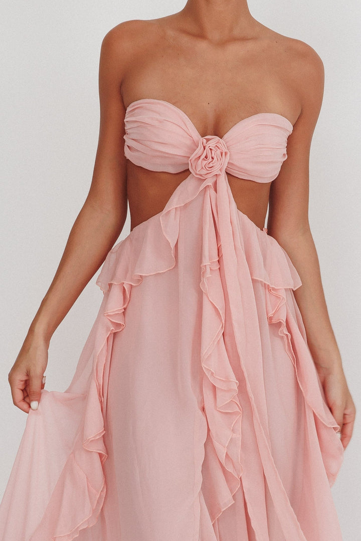 Robe maxi sans bretelles pour femmes avec décolleté taille, jupe à volants et application en rosette
