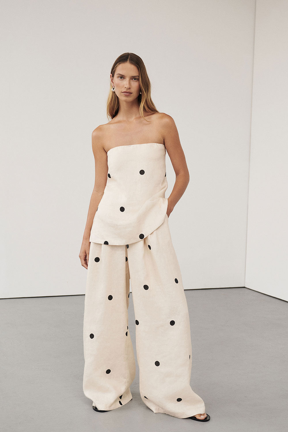 Ensemble sans bretelles pour femmes avec motif à pois, pantalon large et fermeture éclair au dos
