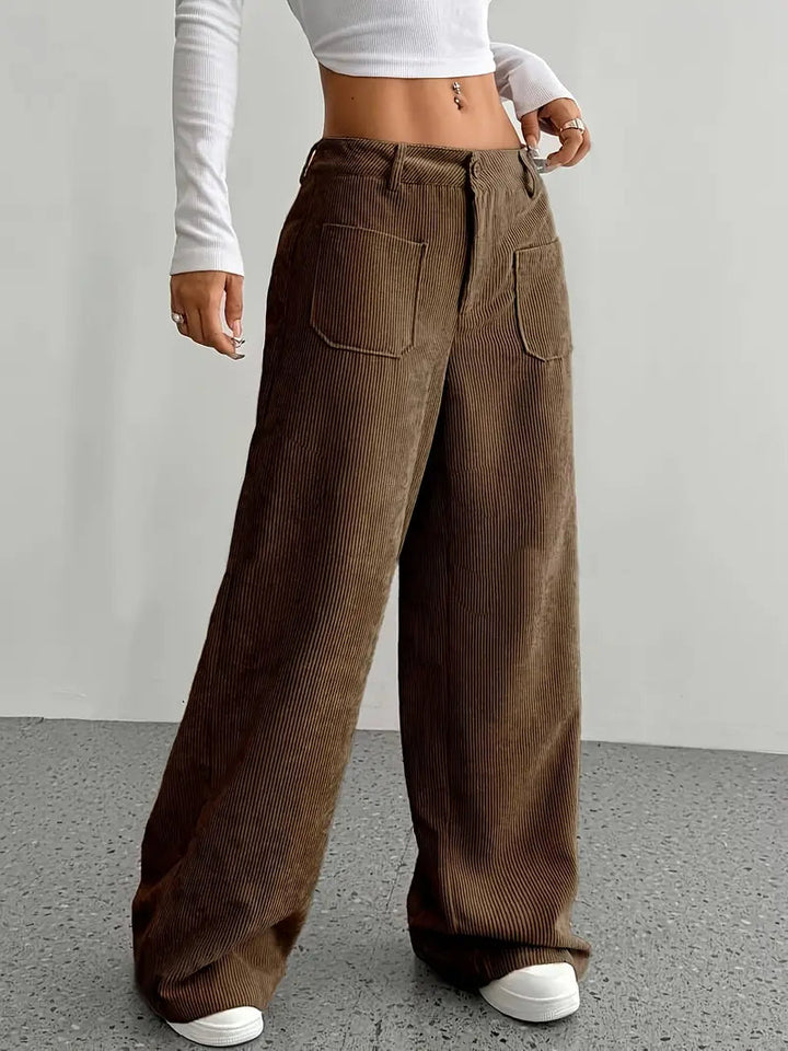 Pantalon large pour femmes avec taille haute, fermeture à bouton et poches plaquées