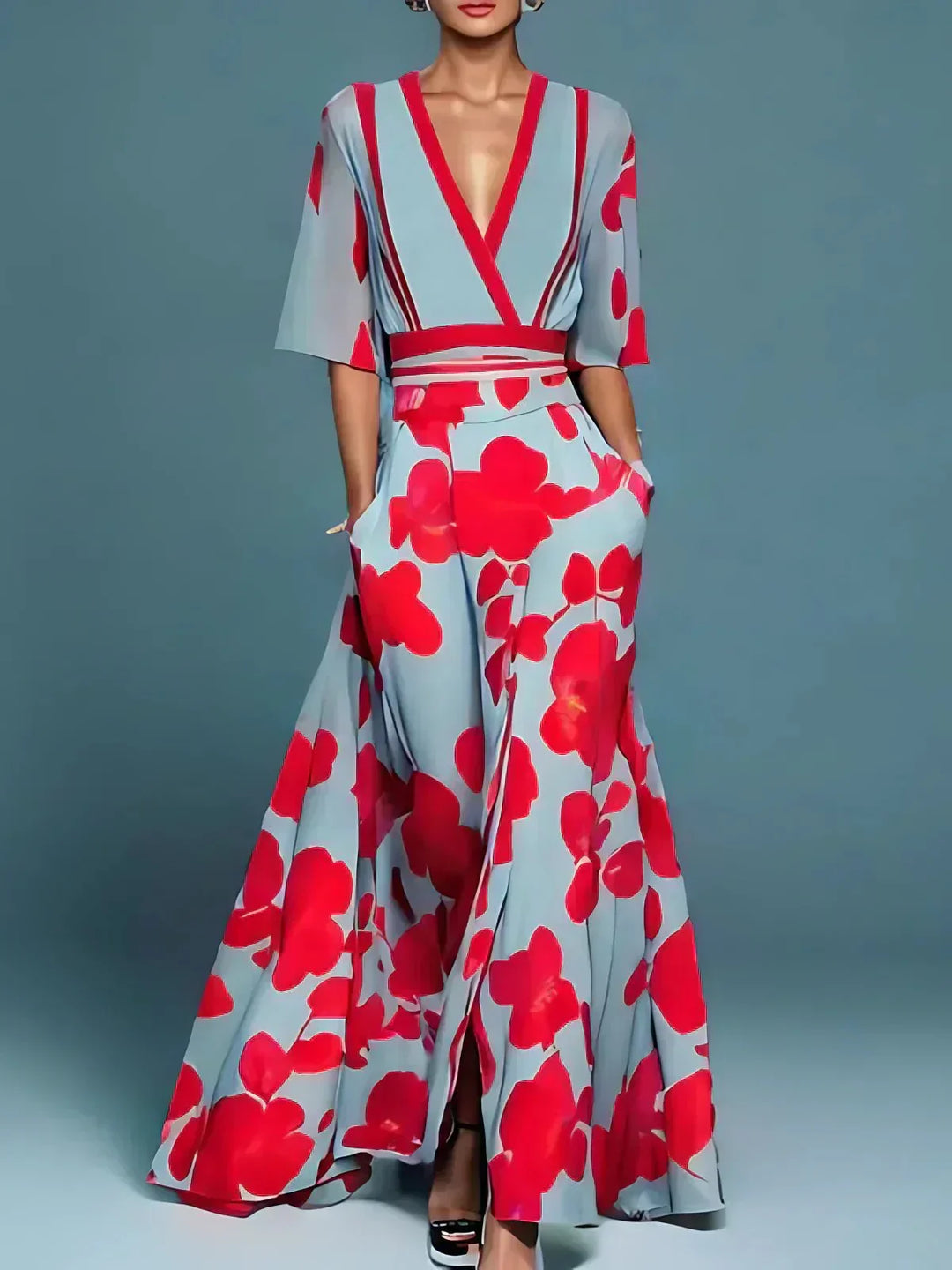 Robe maxi portefeuille pour femmes avec décolleté en V profond, motif floral et poches latérales