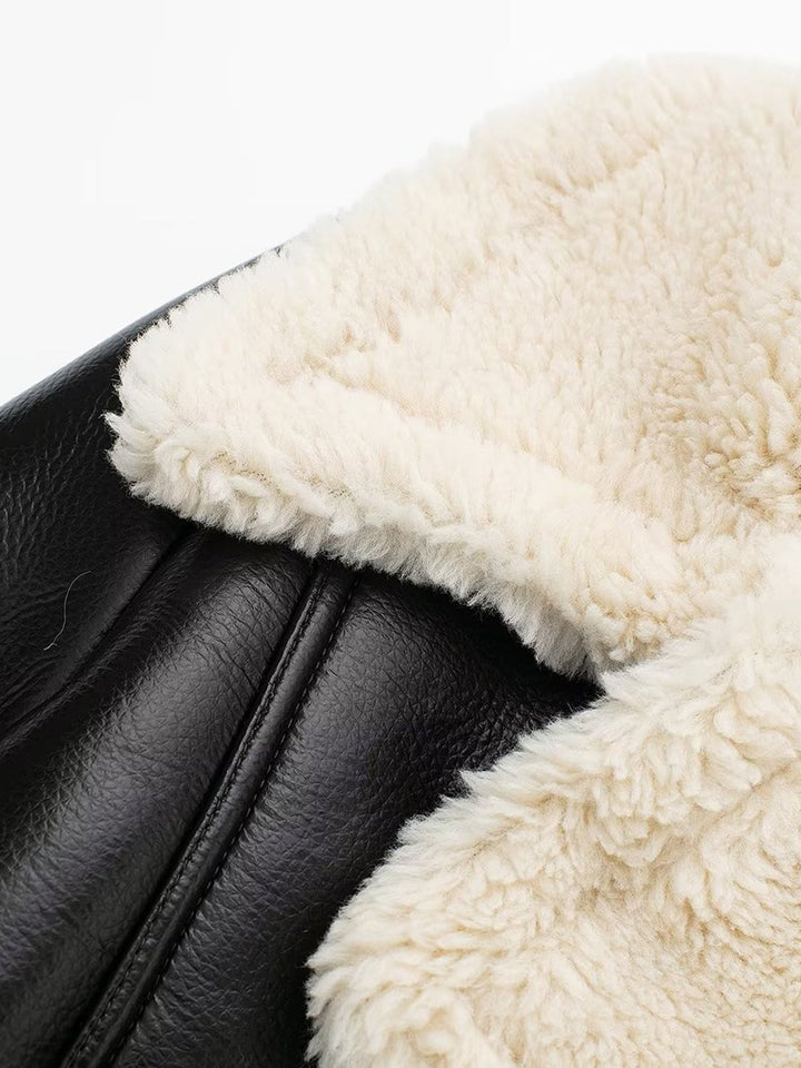 Veste d'hiver pour femmes avec fermeture éclair, col à revers et poignets en peluche