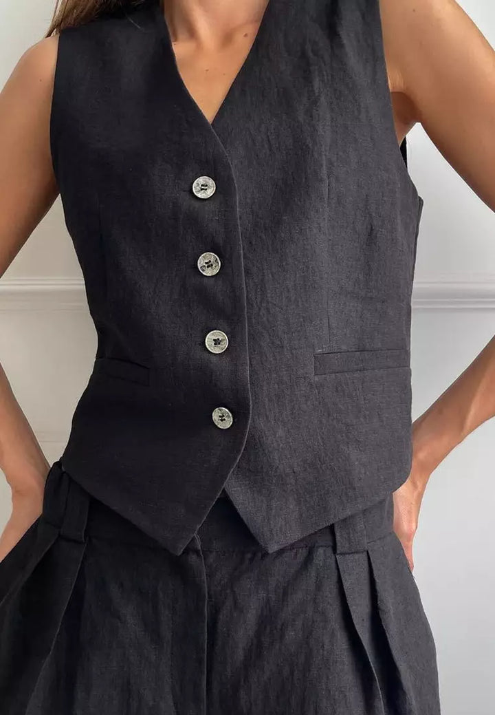 Ensemble deux pièces pour femmes avec haut sans manches, décolleté en V, patte de boutonnage et pantalon large