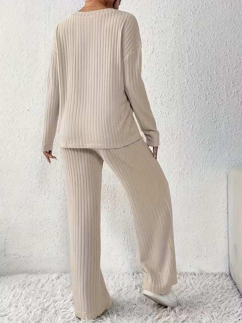Ensemble Femme Deux Pièces avec Haut à Décolleté en V et Pantalon Ample