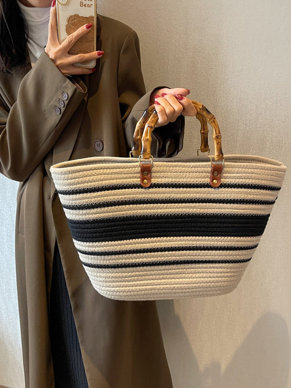 Sac à main rayé à empiècements, couleur contrastée