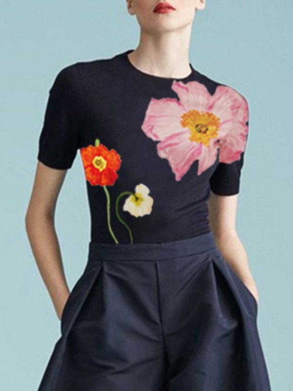 T-shirt à manches courtes, coupe près du corps, à imprimé floral, à empiècements, à col rond