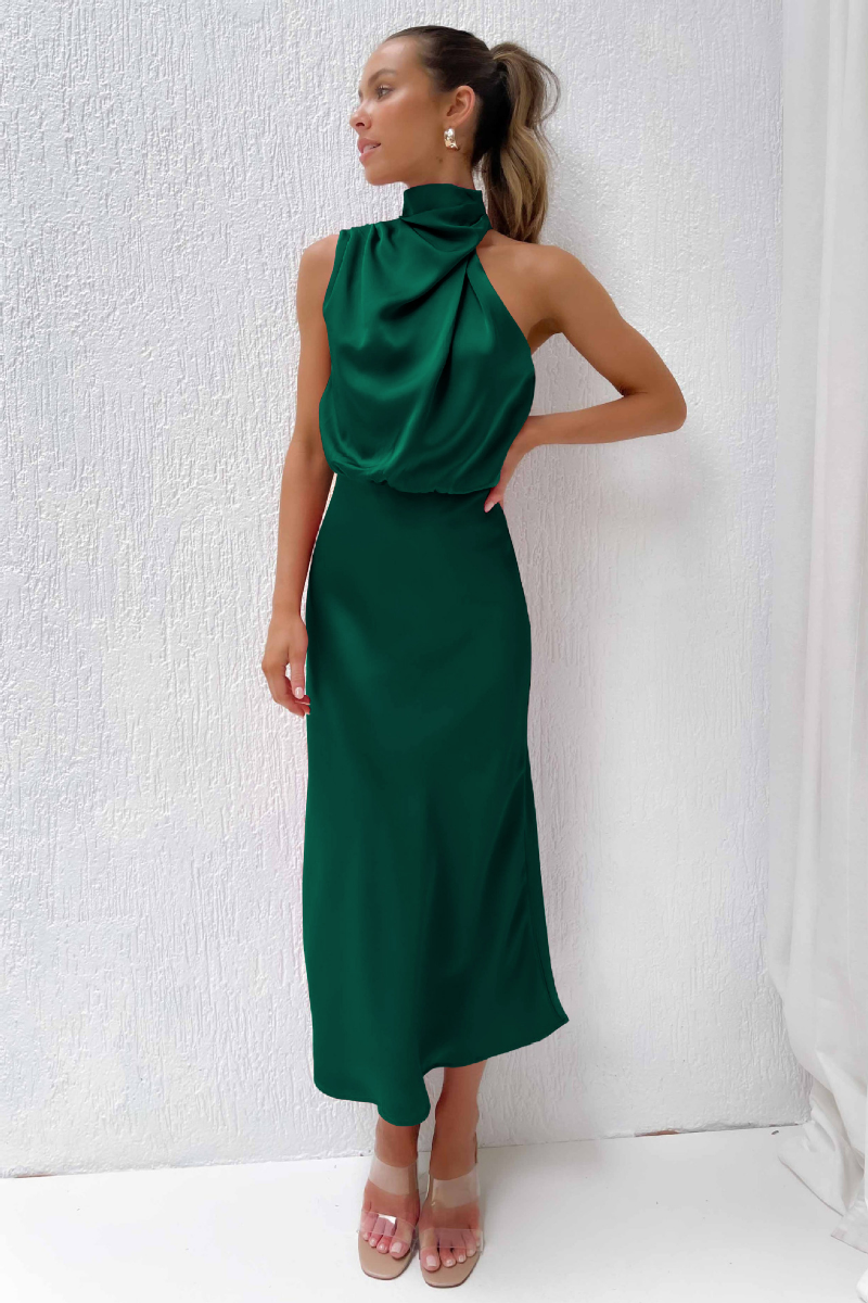Desislava | Robe midi élégante avec décolleté rond asymétrique