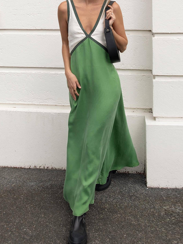 Robe longue ample sans manches, à empiècements, à décolleté en V profond, couleur contrastée