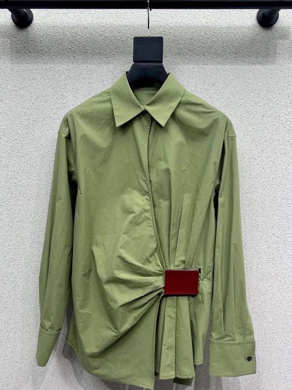 Chemisier ample boutonné plissé à manches longues, à col revers, couleur unie