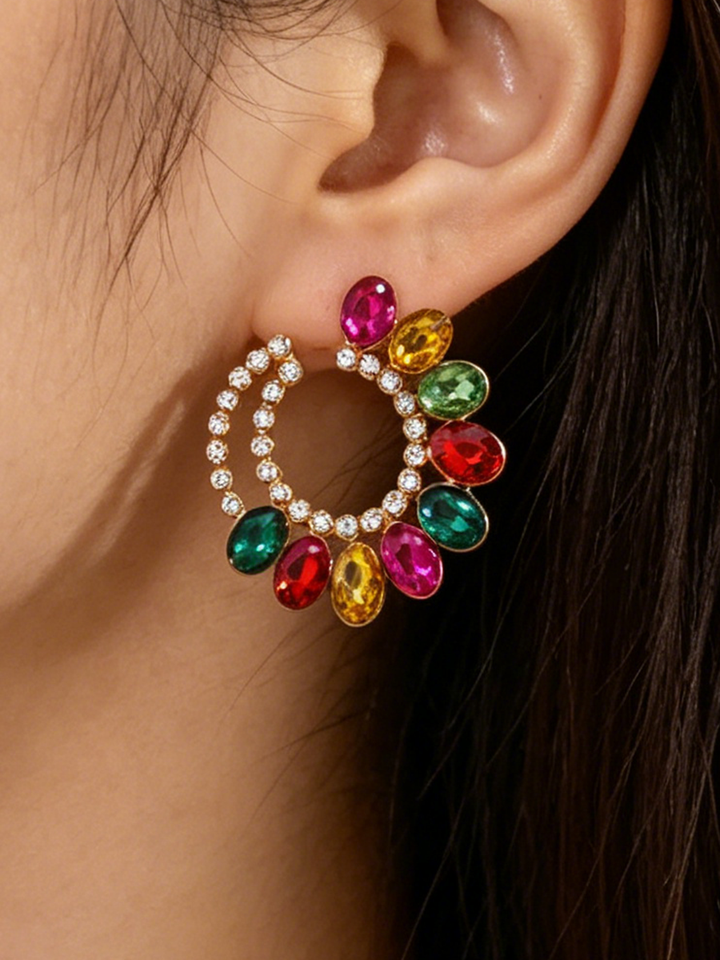 Boucles d'oreilles géométriques à strass