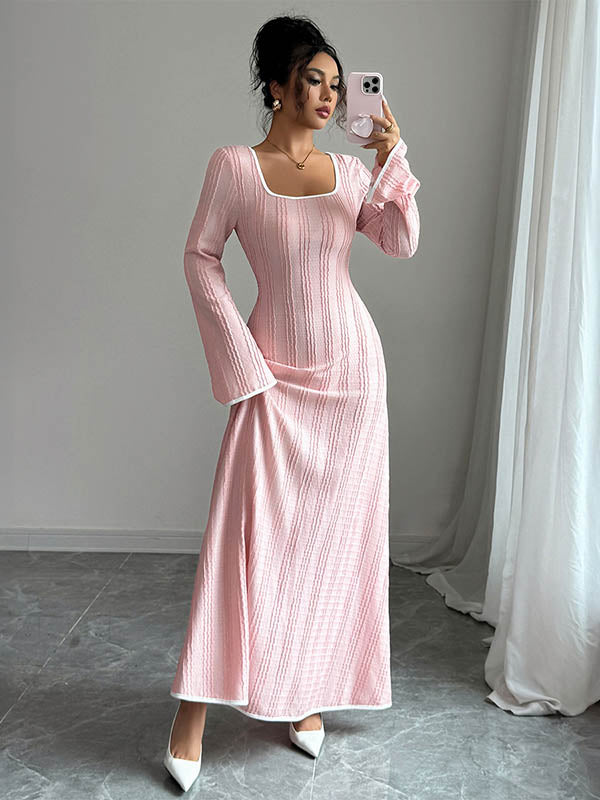 Robe longue moulante coupe trapèze, en maille côtelée, à empiècements, à col carré
