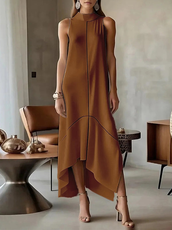 Robe longue fendue sur le côté sans manches, à empiècements, à col haut