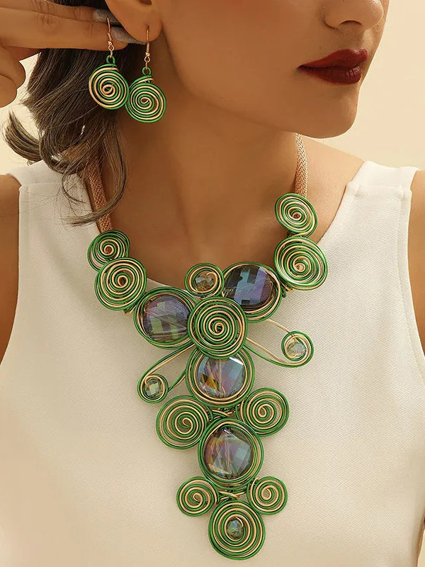 Collier artisanal en fil de pierres précieuses & Ensemble de boucles d'oreilles