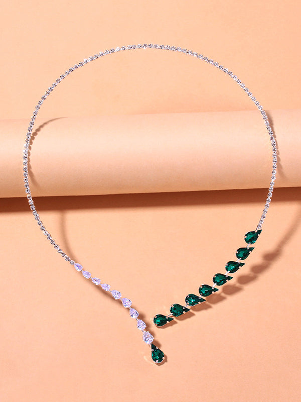 Collier en cristal original et élégant