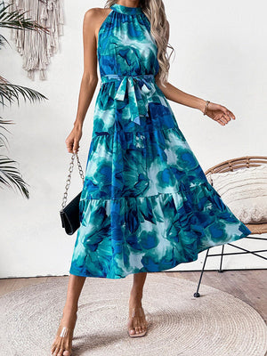 Robe mi-longue ample ajourée plissée imprimée sans manches, à empiècements, à taille nouée, à col rond