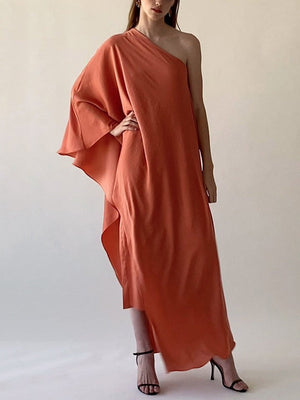 Robe longue ample asymétrique asymétrique à une épaule, couleur unie