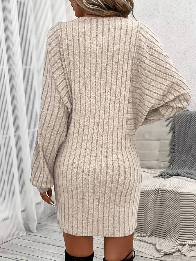 Mara | Robe tricotée décontractée pour femmes beige, coupe ample