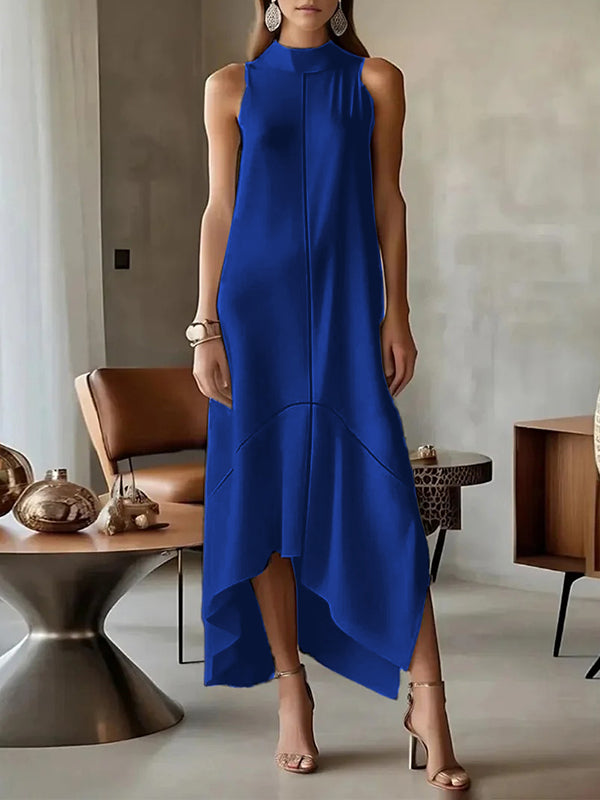 Robe longue fendue sur le côté sans manches, à empiècements, à col haut