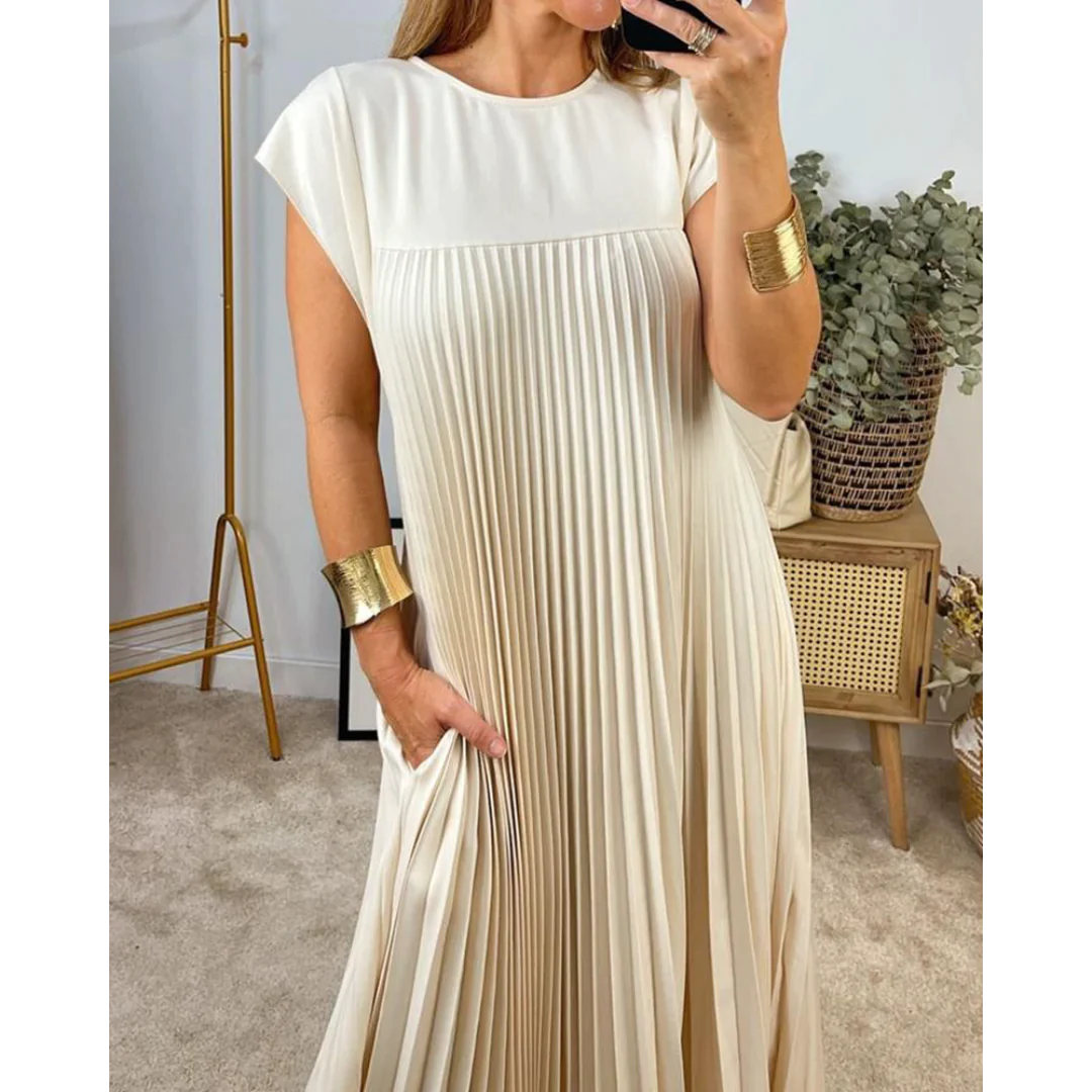 Robe maxi plissée Elara à manches courtes