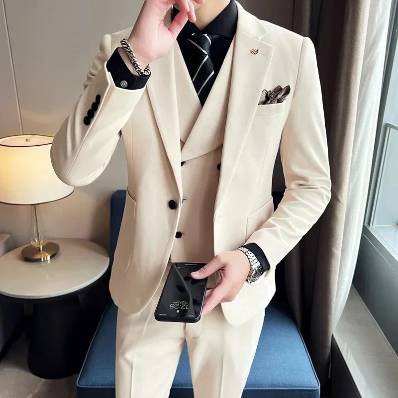 Costume élégant 3 pièces pour homme invité de mariage | avec gilet