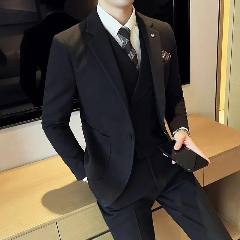 Costume élégant 3 pièces pour homme invité de mariage | avec gilet