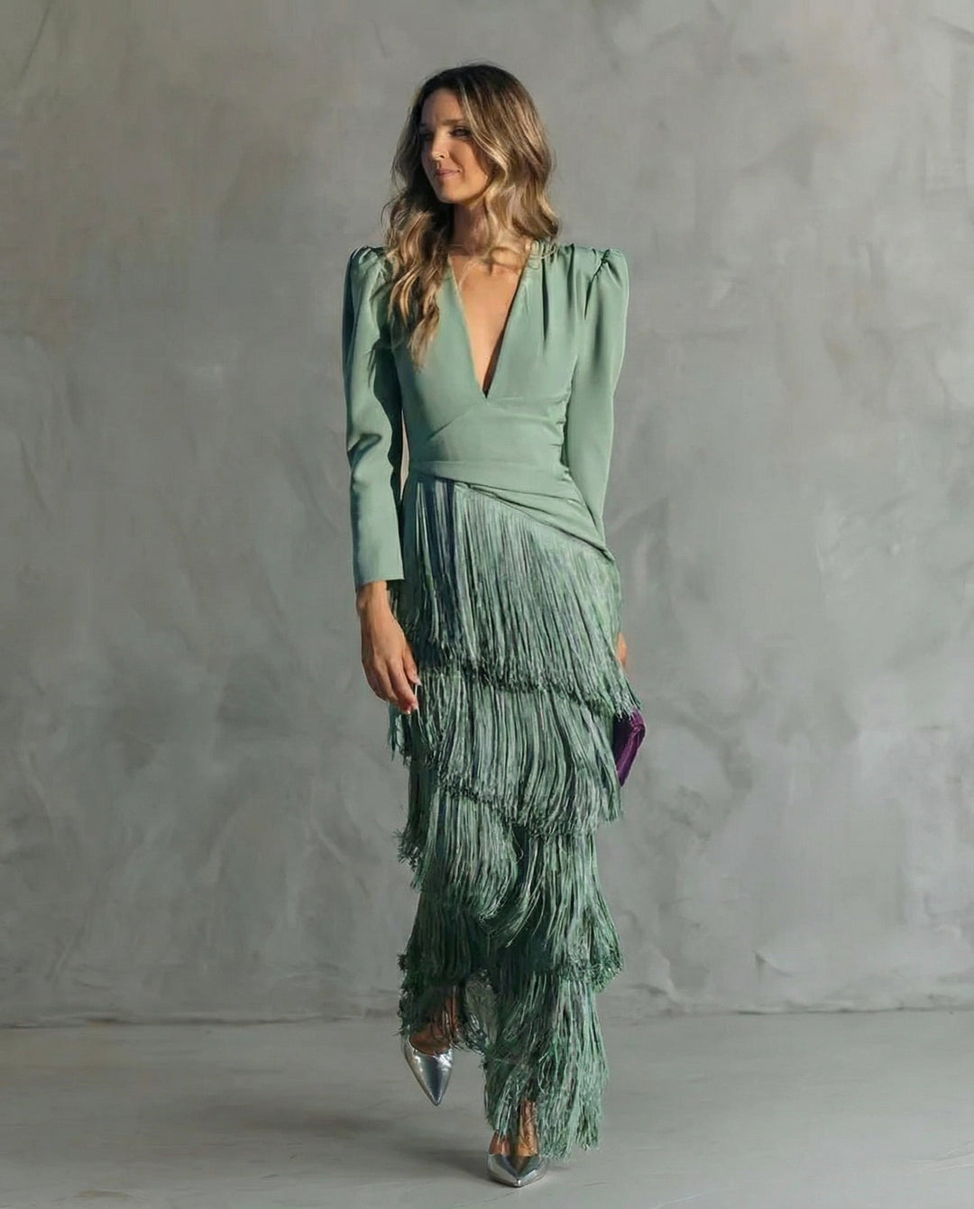 Esmeralda | Robe midi à franges à décolleté en V pour femmes