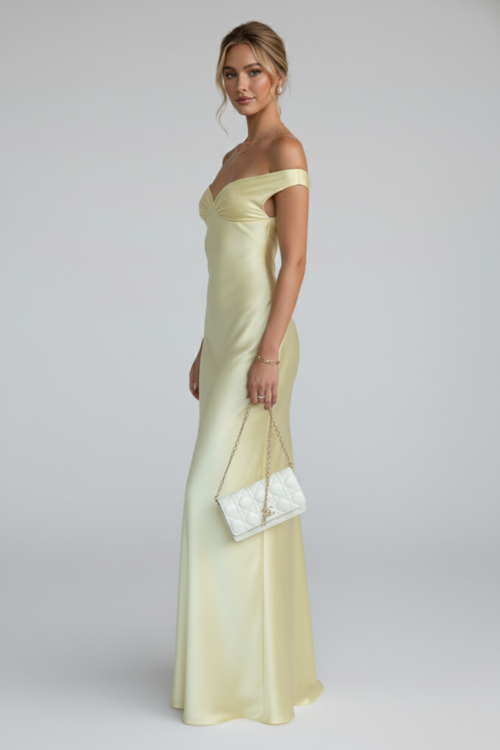 Estelle | Robe Maxikleid Off-Shoulder en Champagne