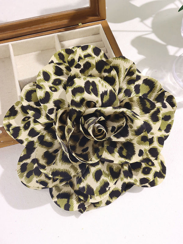 Broche en forme de fleur, à imprimé léopard