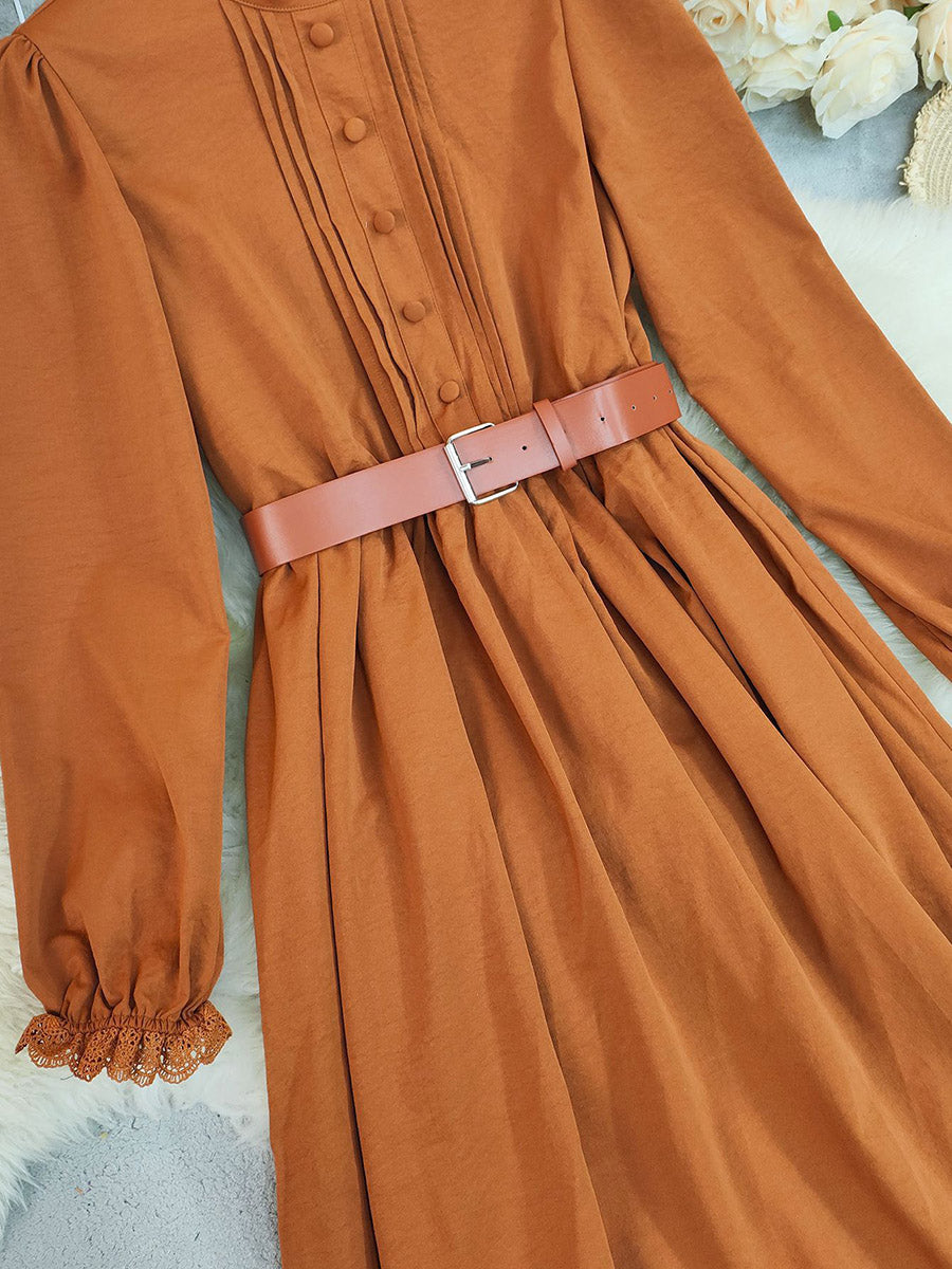 Robe chemise boutonnée plissée coupe trapèze, à taille élastique, avec ceinture, à empiècements, à col montant, couleur contrastée