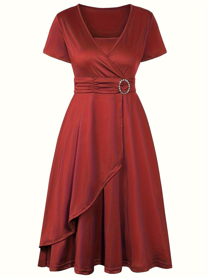 Elisa | Robe midi à encolure en V avec ourlet asymétrique