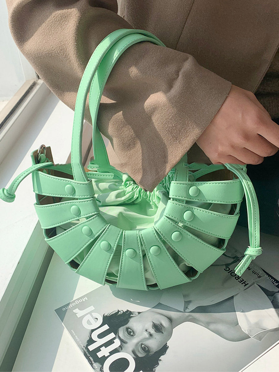 Pochette de soirée ajourée à cordon de serrage