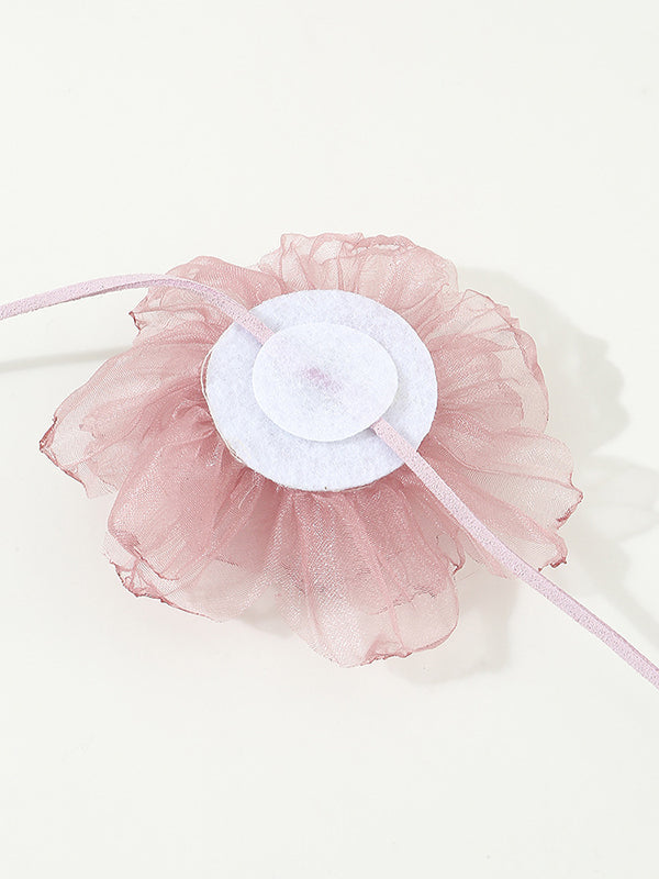 Collier délicat en forme de fleur, en gaze