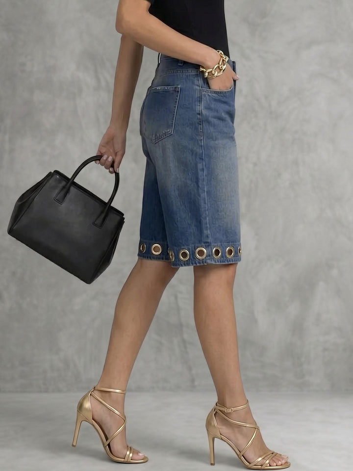 Short boutonné ajouré taille haute, à jambes larges, à poches, à empiècements, couleur unie