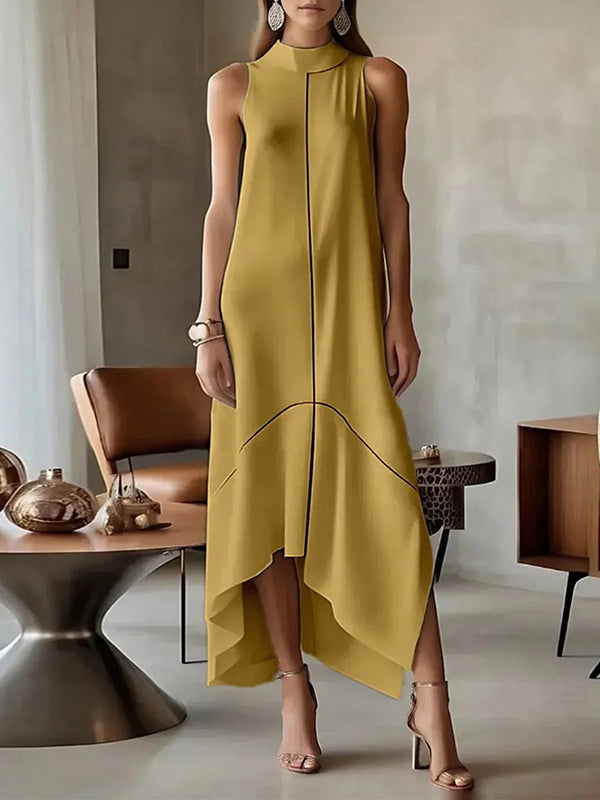 Robe longue fendue sur le côté sans manches, à empiècements, à col haut
