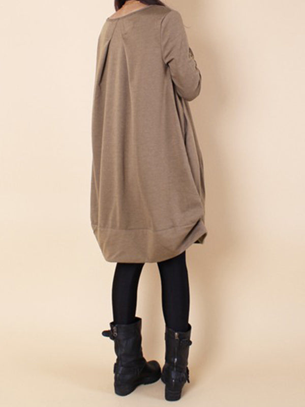 Robe longue plissée coupe trapèze, à manches longues, à col rond, couleur unie