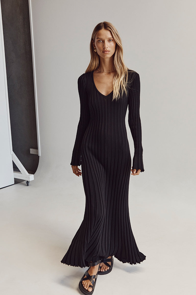 Lavinia - Robe midi en tricot à manches longues avec décolleté en V