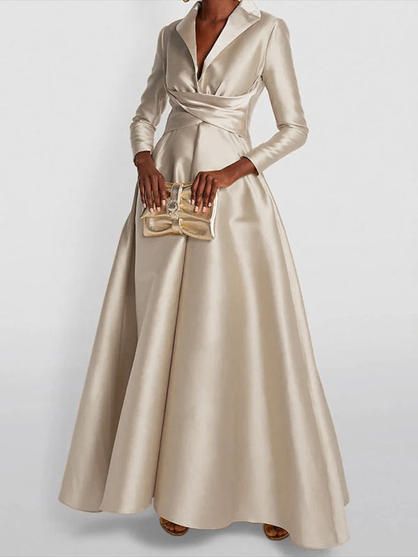 Robe longue plissée coupe trapèze, taille haute, à col en V, couleur unie
