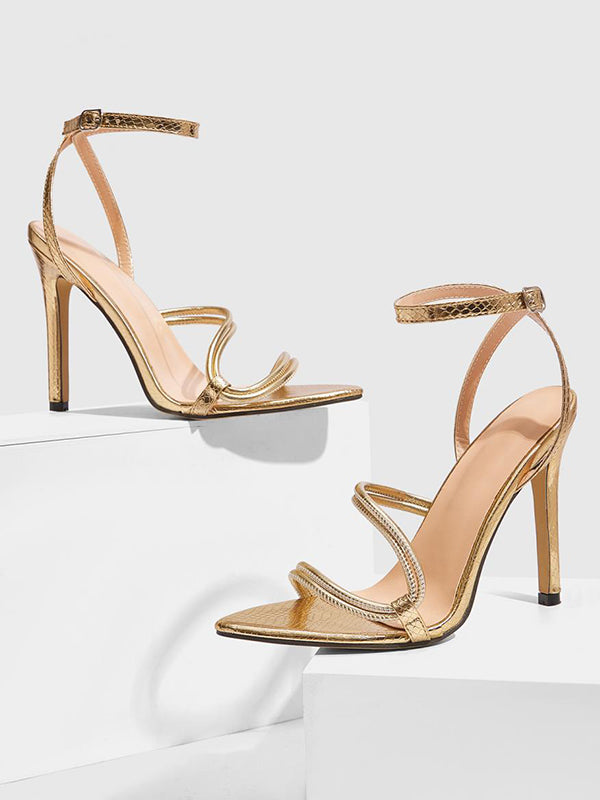 Sandales à talons ajourées à boucle de ceinture, à empiècements