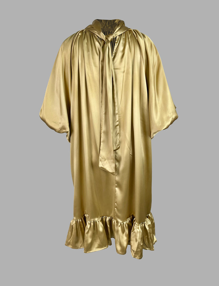 Robe courte ample à manches bouffantes, à falbalas, à col haut, couleur unie