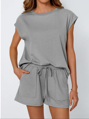 Ensemble deux pièces ample à manches raglan, à empiècements, à col rond, à cordon de serrage, à taille élastique, couleur unie – t-shirt + short