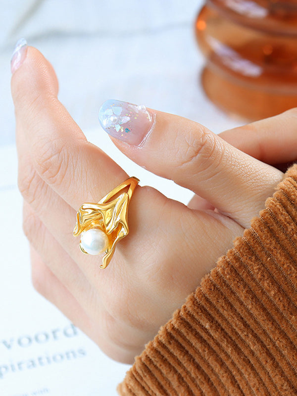 Bague plissée à coupe irrégulière