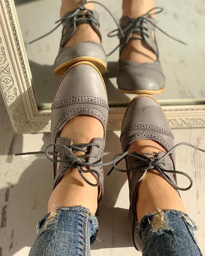 Clara - Escarpins pour femmes avec design vintage et talon bloc