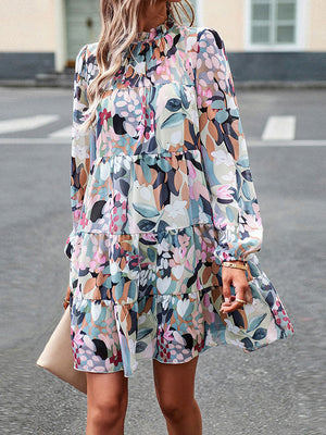 Robe courte imprimée nouée coupe trapèze, taille haute, à empiècements, à col cheminée