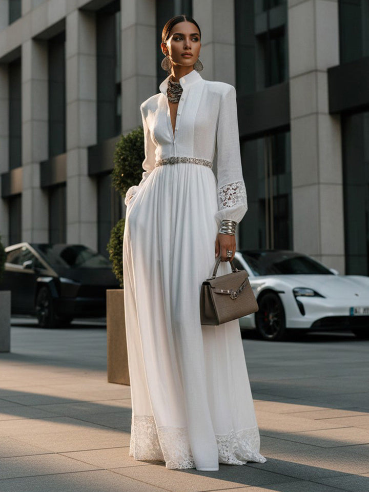 Robe chemise boutonnée ajourée plissée coupe trapèze, taille haute, avec ceinture, à poches, à empiècements, à col montant, couleur unie