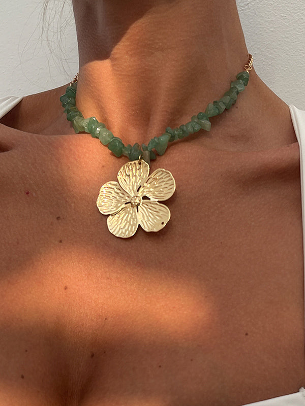 Collier en forme de fleur