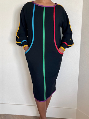 Robe mi-longue à manches longues, à manches bouffantes, à poches, à col rond, couleur contrastée