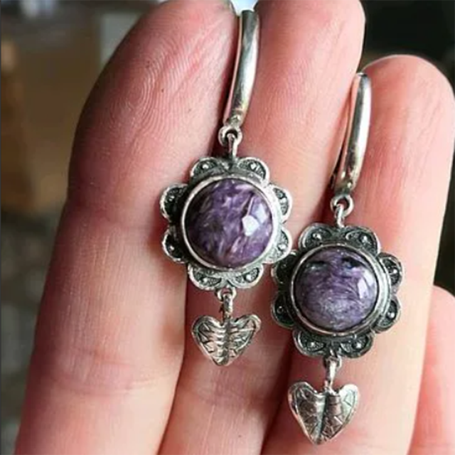 Boucles d'oreilles vintage avec pierres violettes