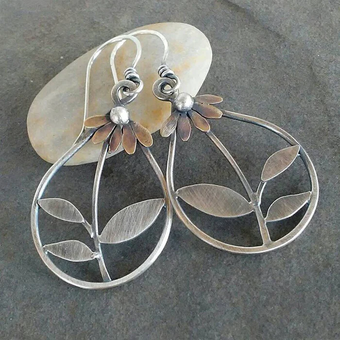 Boucles d'oreilles en argent floral vintage