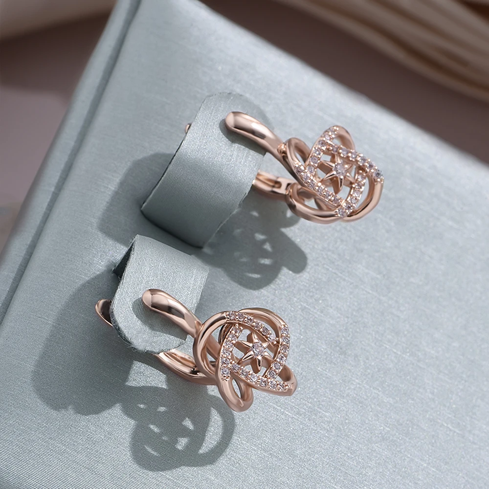 Boucles d'oreilles étoiles irrégulières dorées élégantes