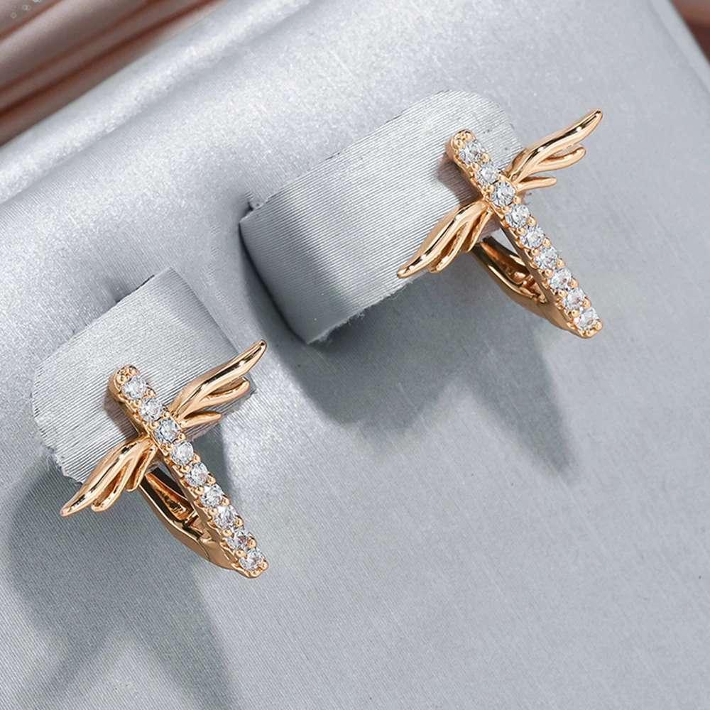 Boucles d'oreilles libellules dorées élégantes