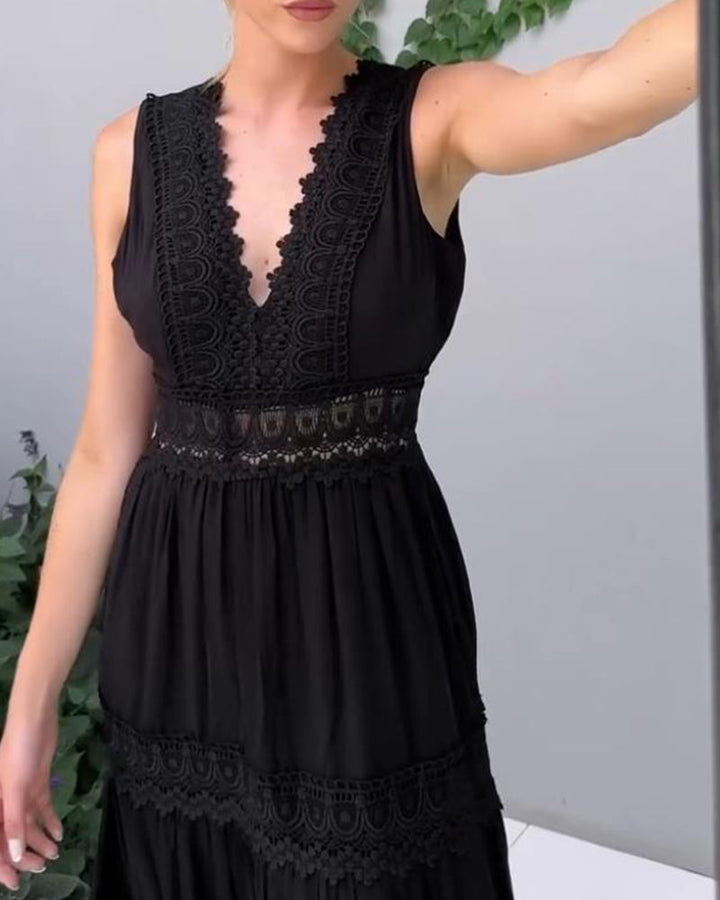 Ninfea | Robe midi sans manches de style bohème avec détails en dentelle